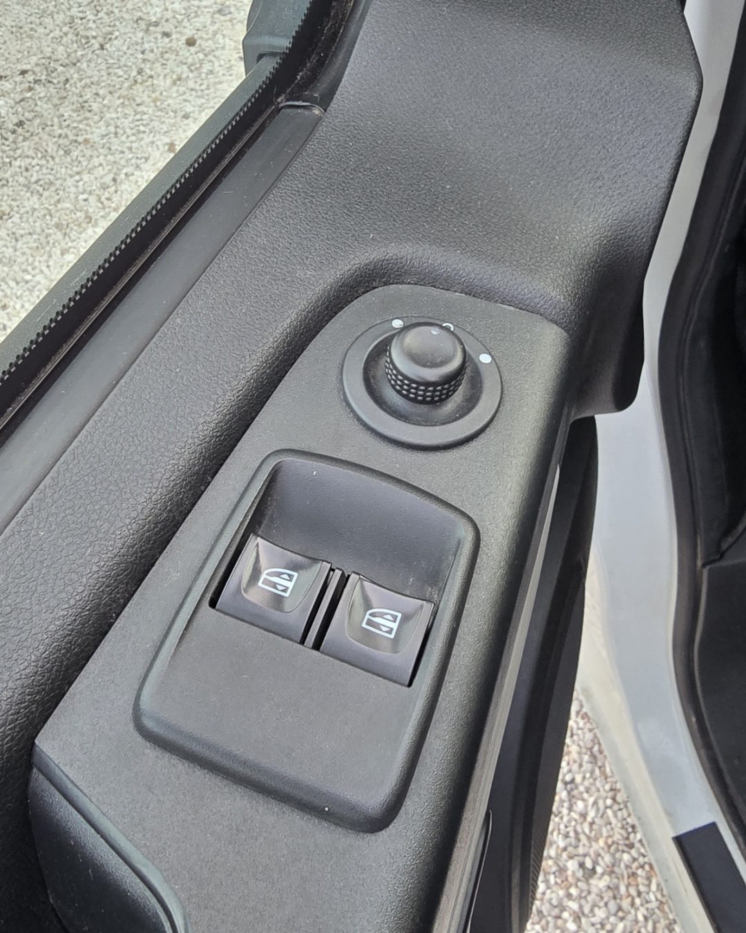 20260303_184109_resized