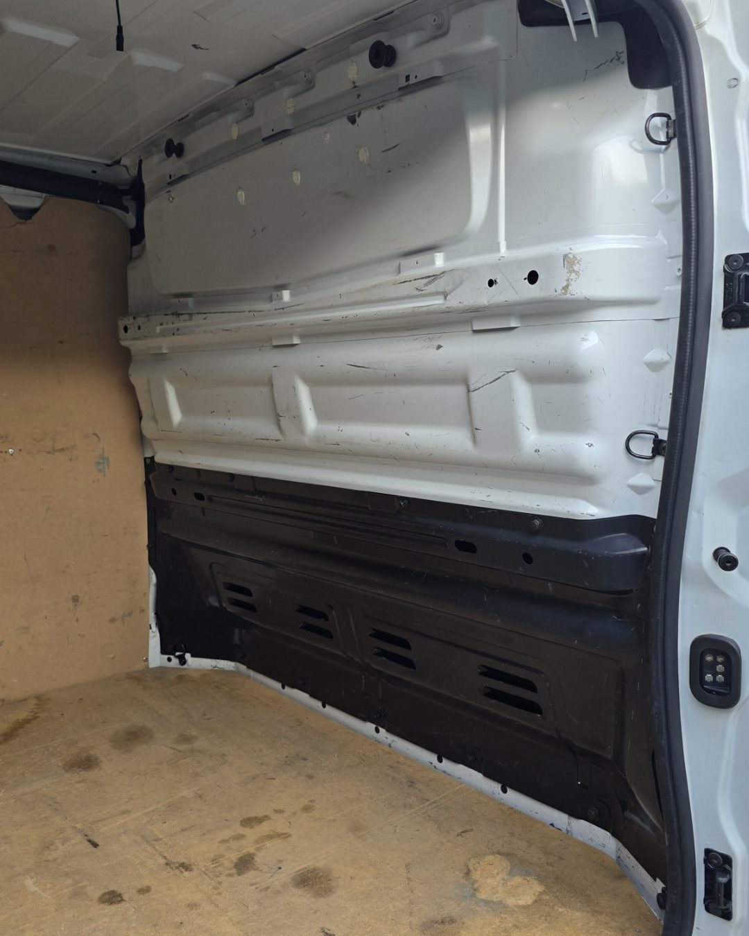 20260303_184333_resized