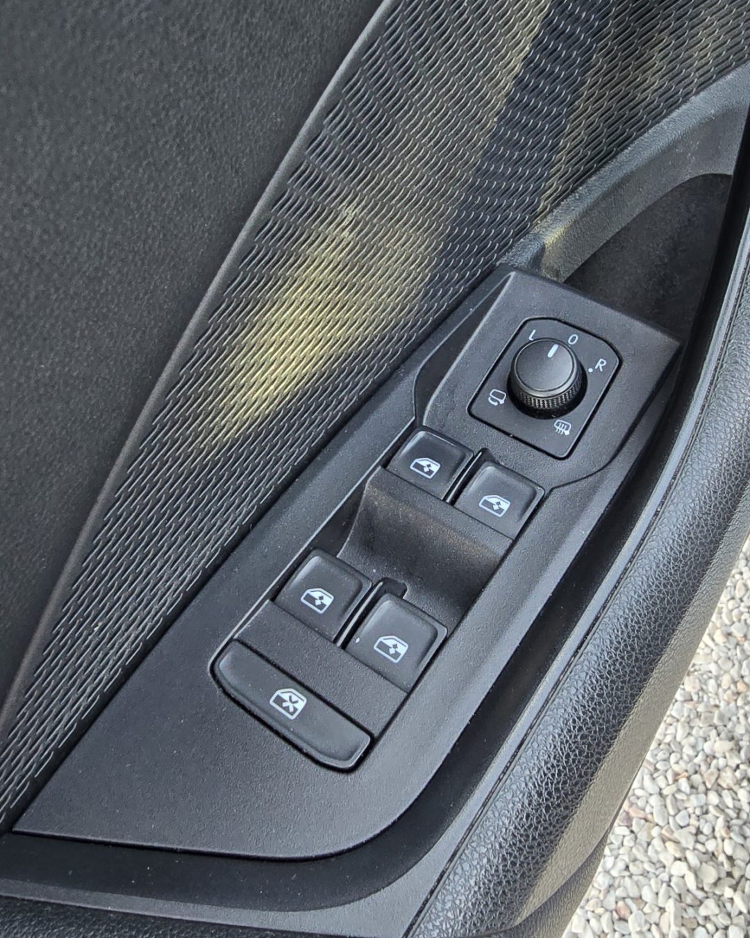 20260326_182719_resized